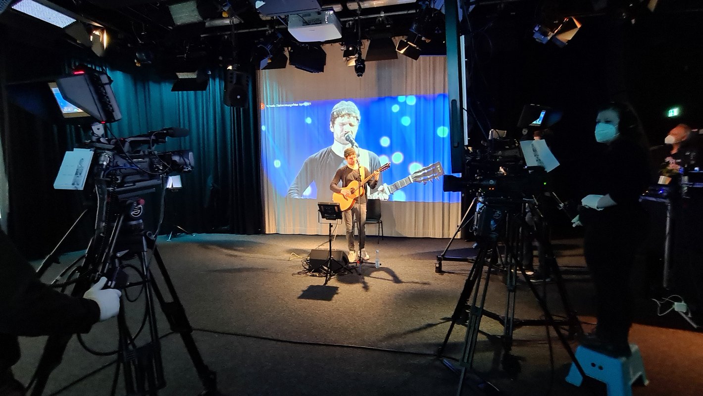 Samuel Anthes live