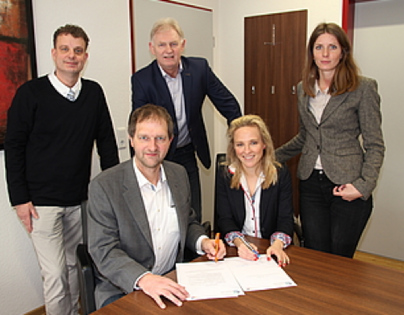 v.l. Stach, Escher und Timphaus (BBS Lohne); Bühren und Ackermann (HS Emden/Leer)
